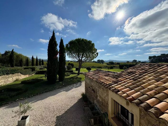 Image No.28-8 Bed House for sale