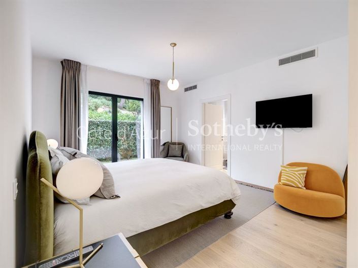 Image No.8-3 Bed Apartment for sale