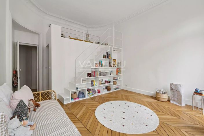 Image No.10-3 Bed Apartment for sale