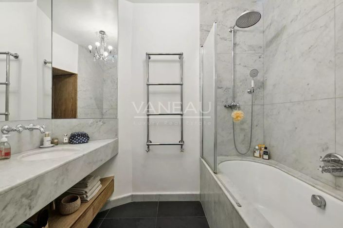 Image No.8-3 Bed Apartment for sale