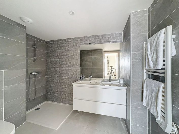 Image No.6-3 Bed Apartment for sale