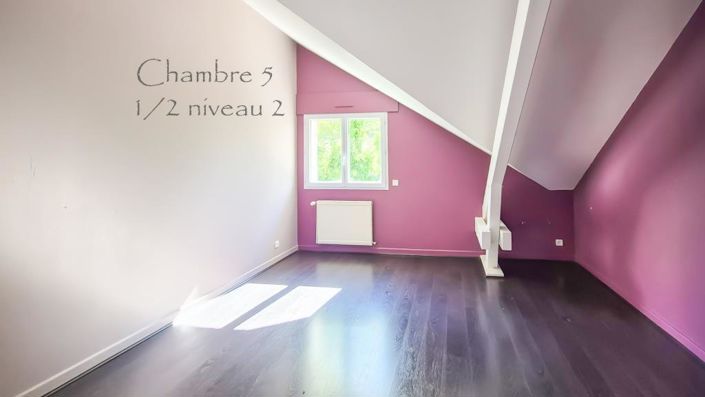 Image No.14-5 Bed House for sale