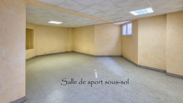 Image No.16-5 Bed House for sale