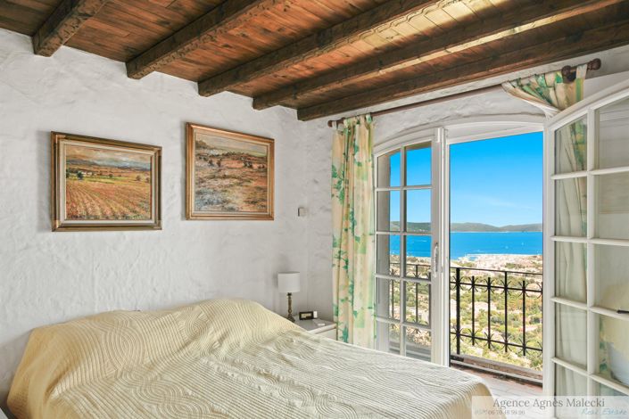 Image No.15-4 Bed House for sale