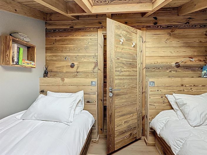 Image No.19-5 Bed House for sale