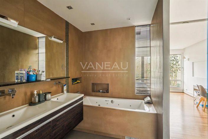 Image No.6-3 Bed Apartment for sale