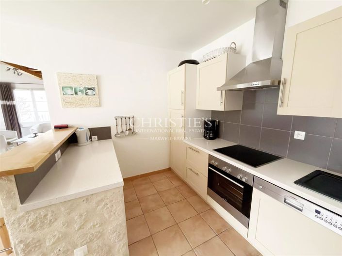 Image No.16-3 Bed House for sale