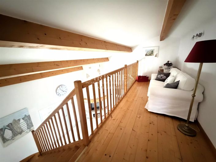 Image No.19-3 Bed House for sale