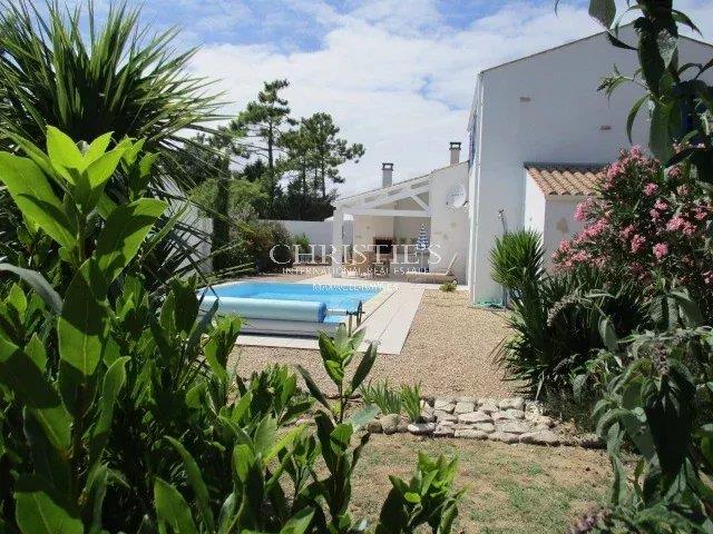 Image No.26-3 Bed House for sale