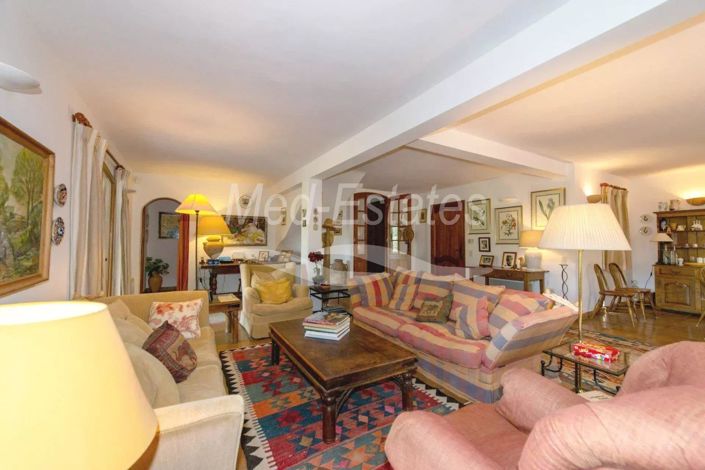 Image No.8-4 Bed House for sale