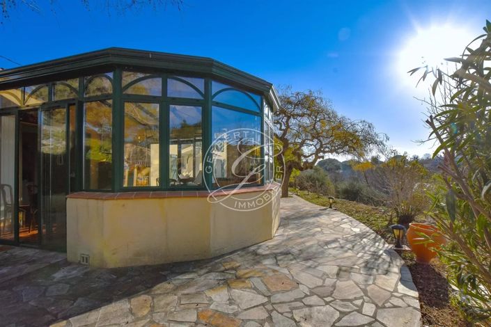 Image No.16-4 Bed House for sale