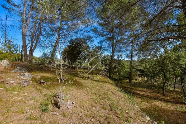 Image No.30-4 Bed House for sale