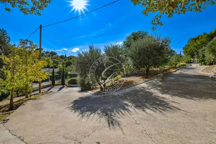 Image No.33-4 Bed House for sale