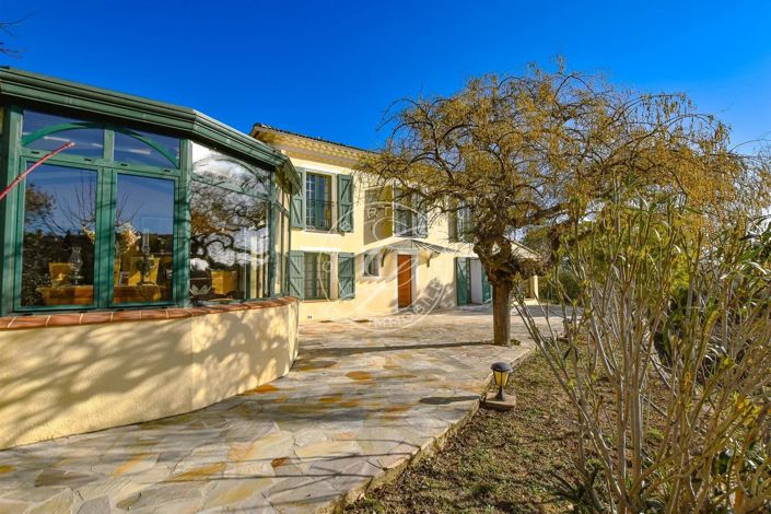 Image No.4-4 Bed House for sale