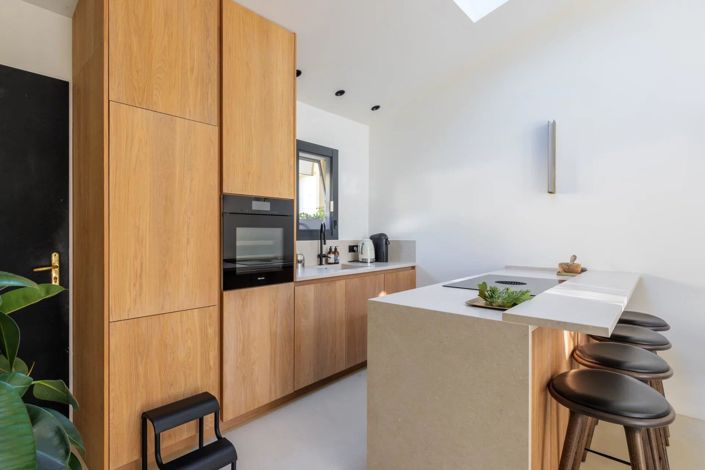 Image No.5-2 Bed House for sale