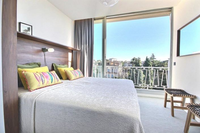 Image No.14-3 Bed Apartment for sale