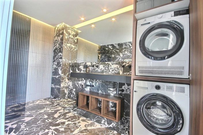 Image No.15-3 Bed Apartment for sale