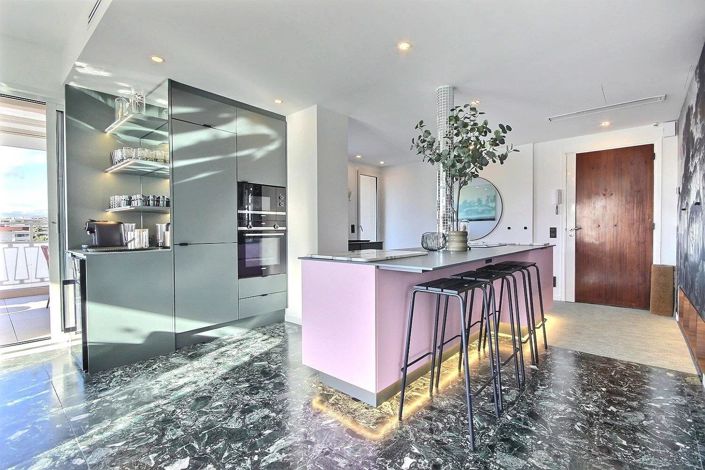 Image No.23-3 Bed Apartment for sale