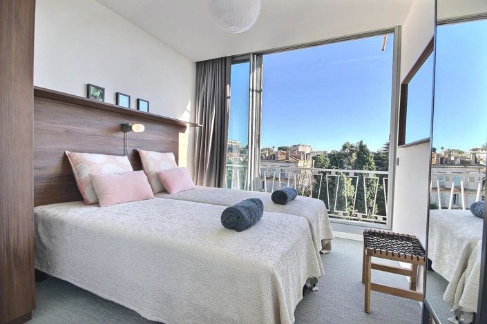 Image No.8-3 Bed Apartment for sale