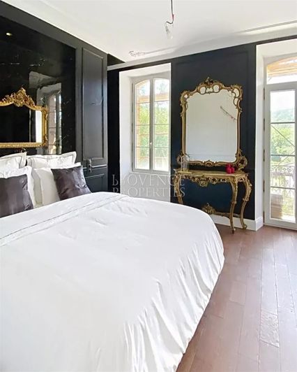 Image No.10-3 Bed House for sale