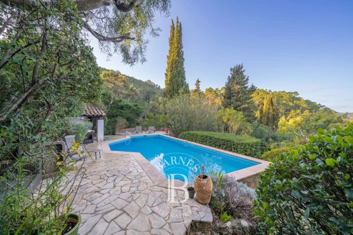 Image No.13-5 Bed House for sale