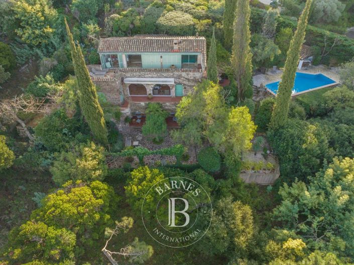 Image No.2-5 Bed House for sale