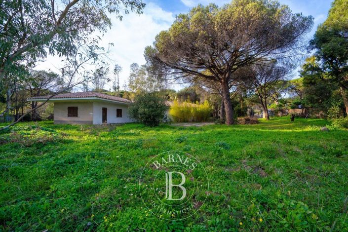 Image No.3-4 Bed House for sale