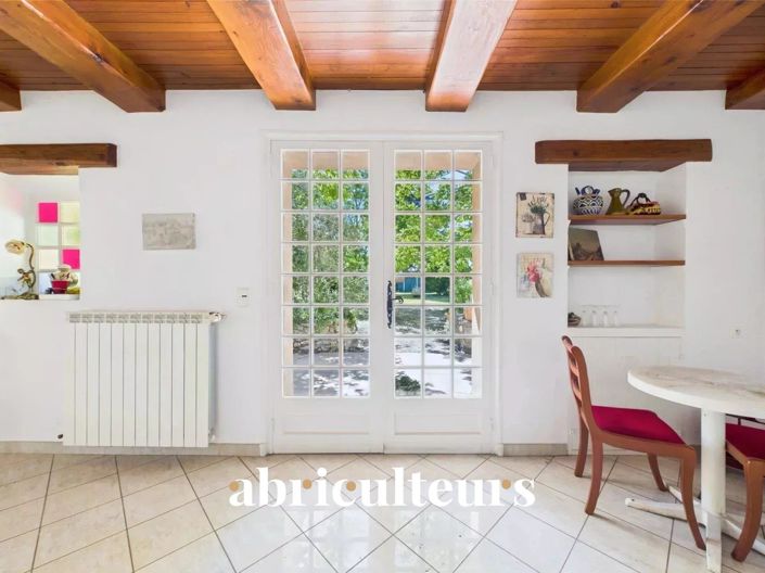 Image No.10-4 Bed House for sale