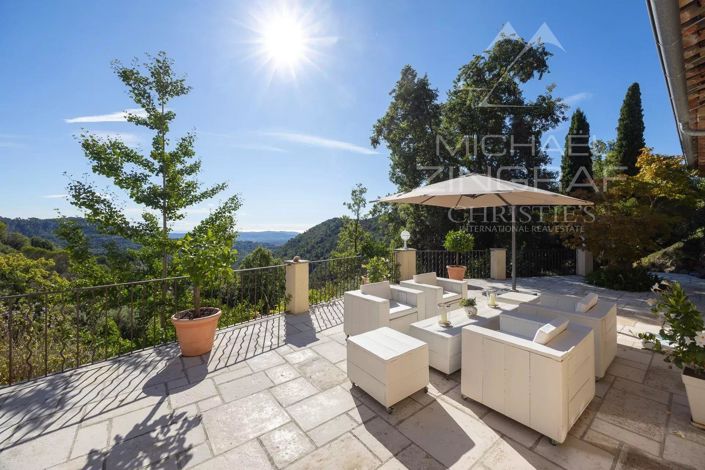 Image No.9-3 Bed House for sale