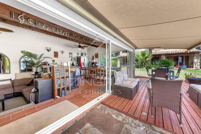 Image No.14-8 Bed House for sale