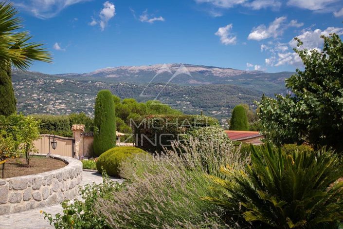 Image No.15-8 Bed House for sale