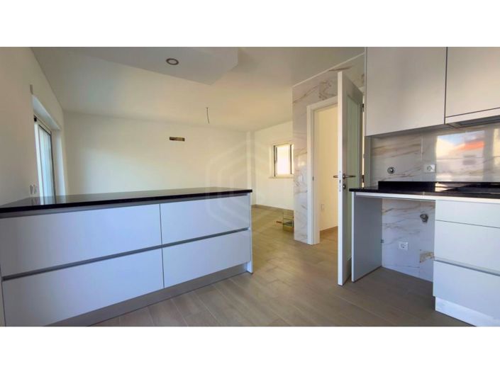 Image No.16-1 Bed Apartment for sale