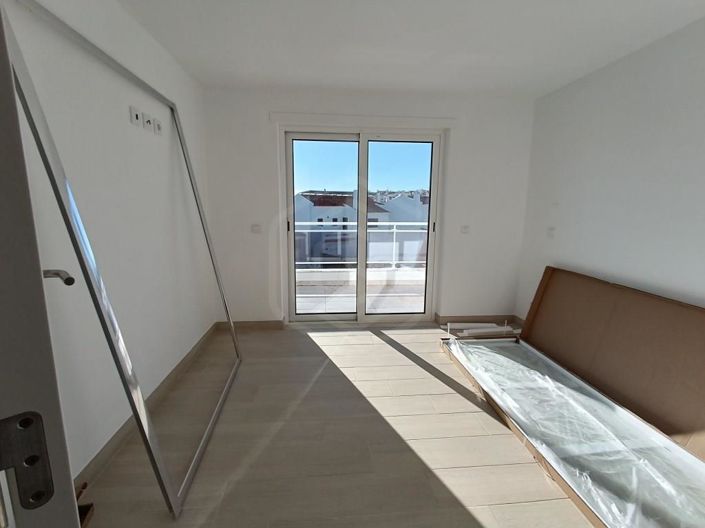 Image No.18-1 Bed Apartment for sale