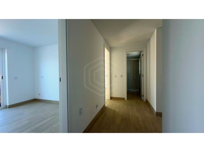 Image No.24-1 Bed Apartment for sale