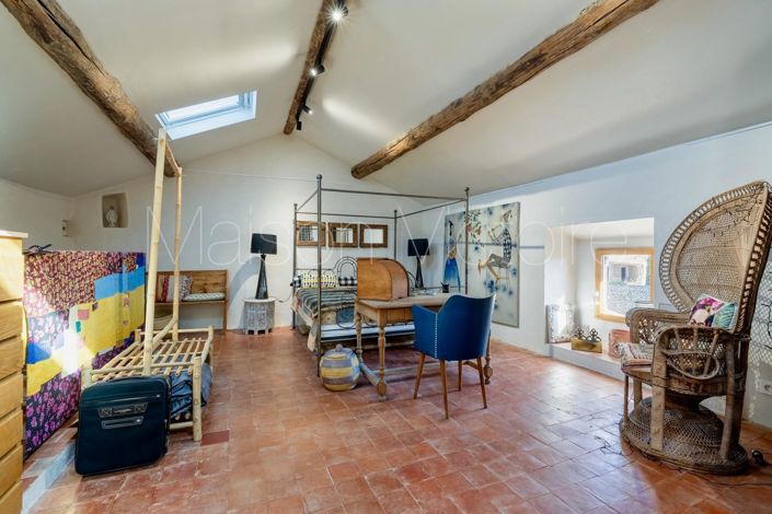 Image No.17-4 Bed House for sale