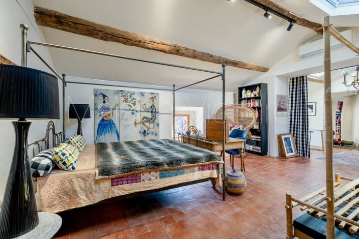 Image No.21-4 Bed House for sale