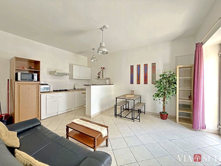 Image No.12-4 Bed Property for sale