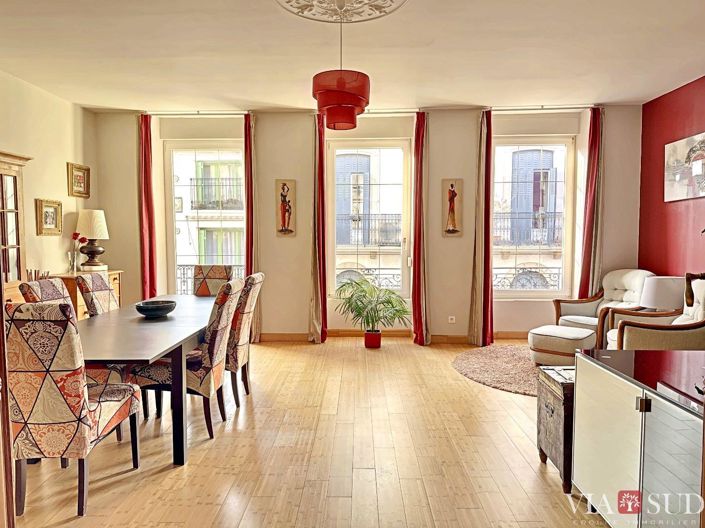 Image No.5-4 Bed Property for sale