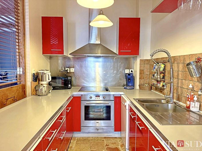 Image No.6-4 Bed Property for sale