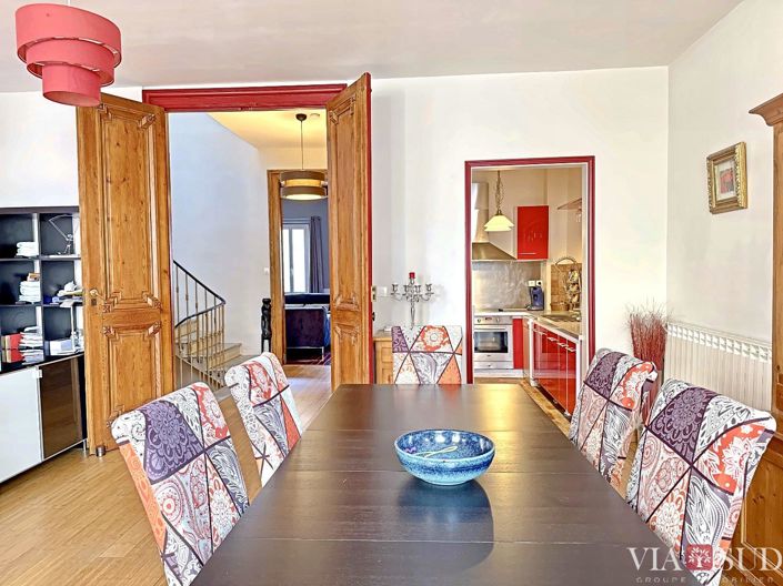 Image No.8-4 Bed Property for sale