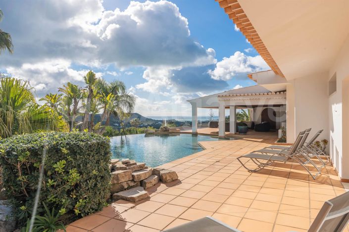 Image No.15-5 Bed House for sale