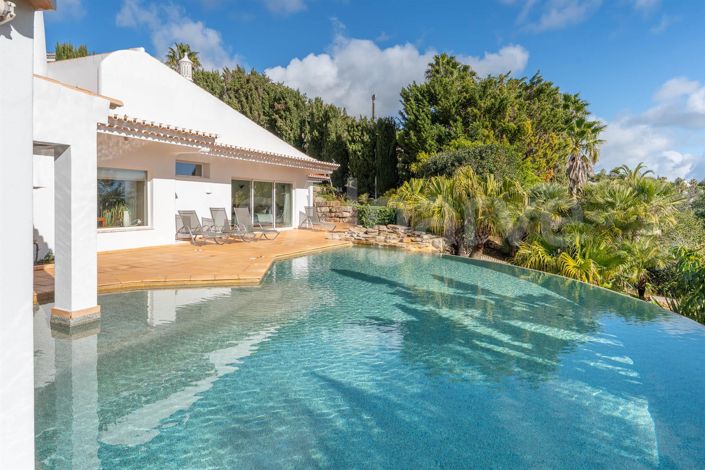 Image No.16-5 Bed House for sale