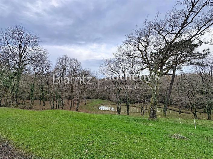 Image No.12-4 Bed House for sale