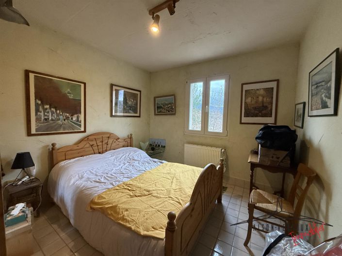 Image No.15-4 Bed House for sale