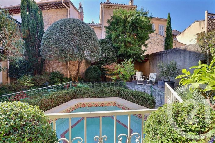 Image No.2-Maison de 7 chambres à vendre à Carpentras