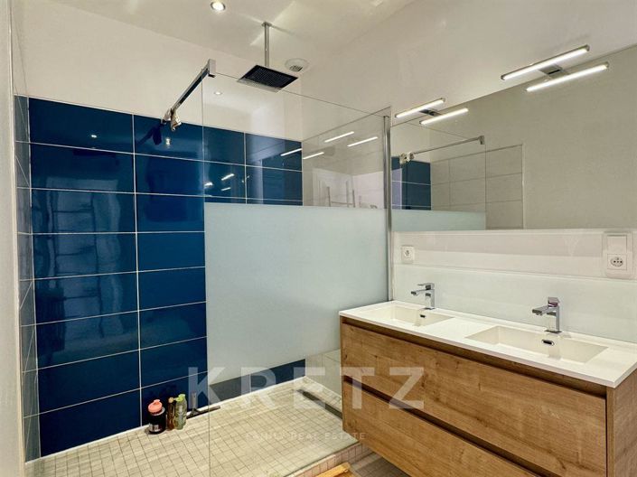 Image No.16-5 Bed Property for sale