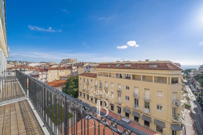 Image No.2-4 Bed Apartment for sale