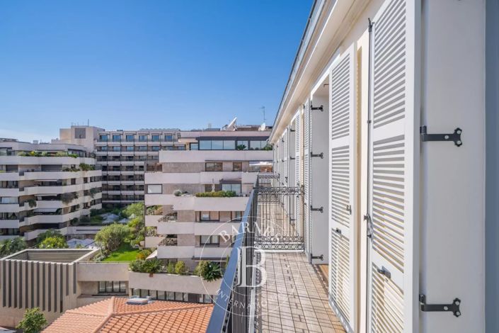 Image No.23-4 Bed Apartment for sale