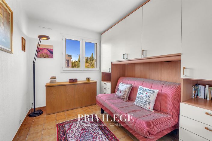 Image No.12-Appartement de 2 chambres à vendre à Nice