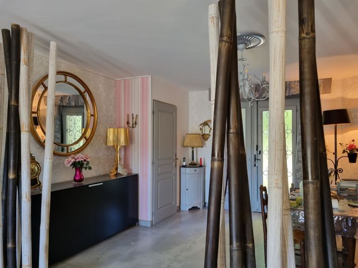 Image No.20-4 Bed House for sale